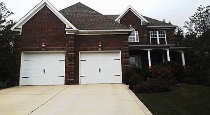 2305 Thistle Park
