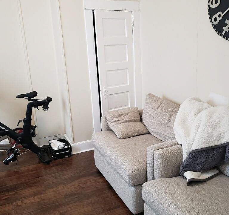 2nd image of 12 Chester St #1