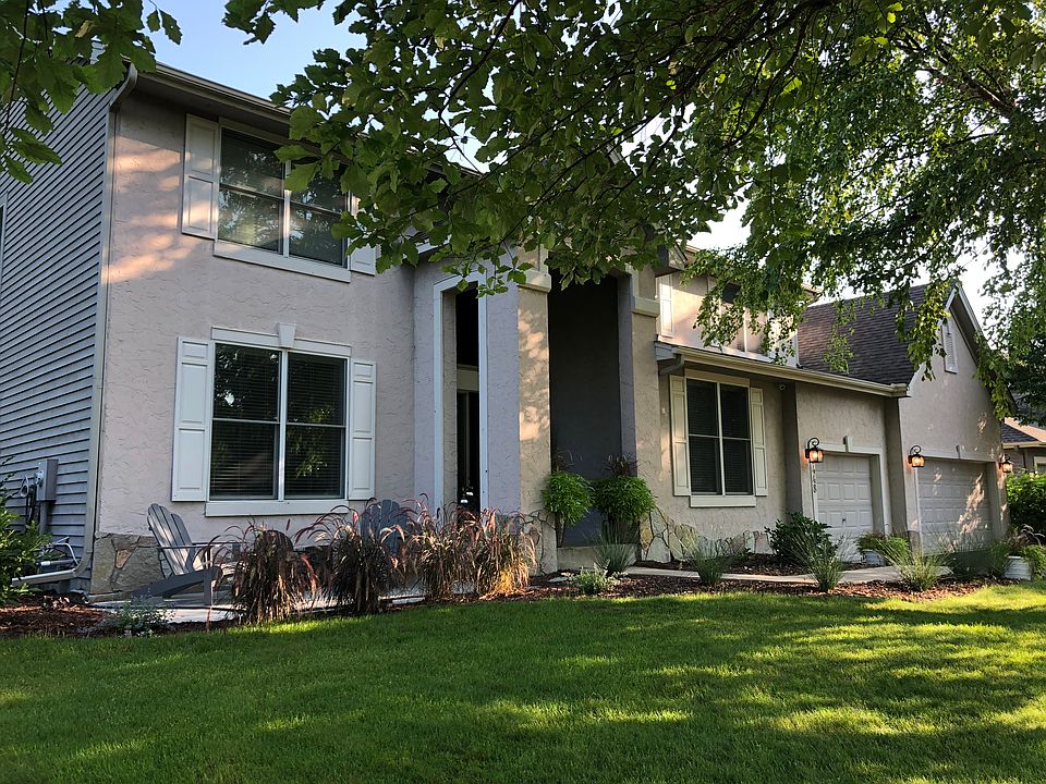 1st image of 2448 Longacres Dr
