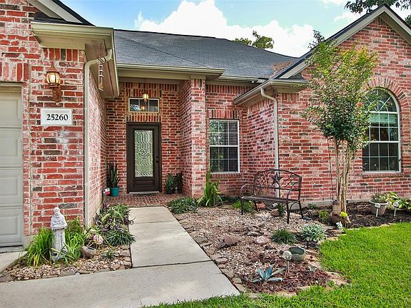 3rd image of 25260 Big Horn Ln