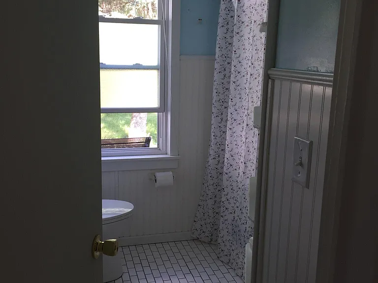 726 N Prospect St — Photo 7