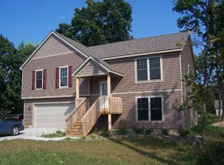 1105 Bowes St SE, Lowell, MI 49331