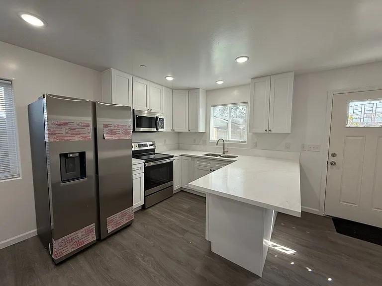 1520 Jonathan Pl #A — Photo 3