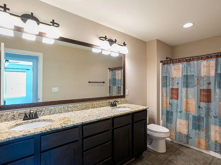 2414 Nottoway Dr — Photo 25
