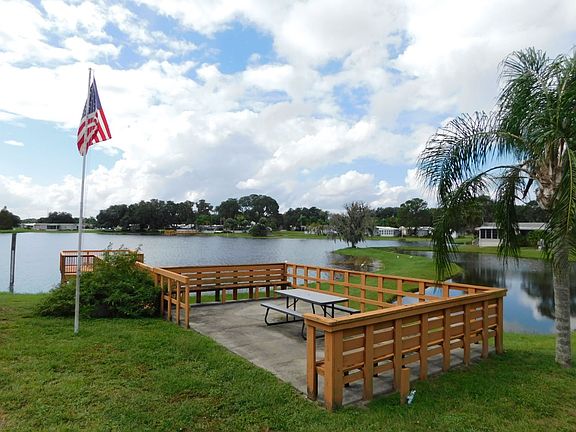 4th image of 34939 Panfish Pl