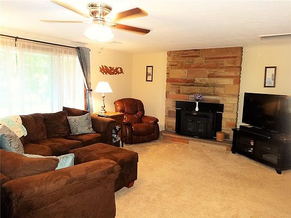 4th image of 344 Woodward Dr