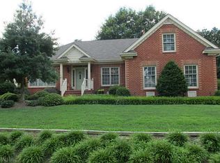 200 Allen Harris Dr, Yorktown, VA 23692