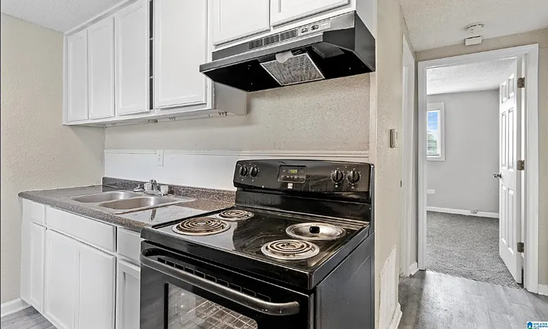 2 bed, 1.0 bath, 625 sqft, $699 — Photo 4