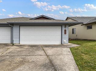 702 Benjamin Ave, Cottage Grove, OR 97424