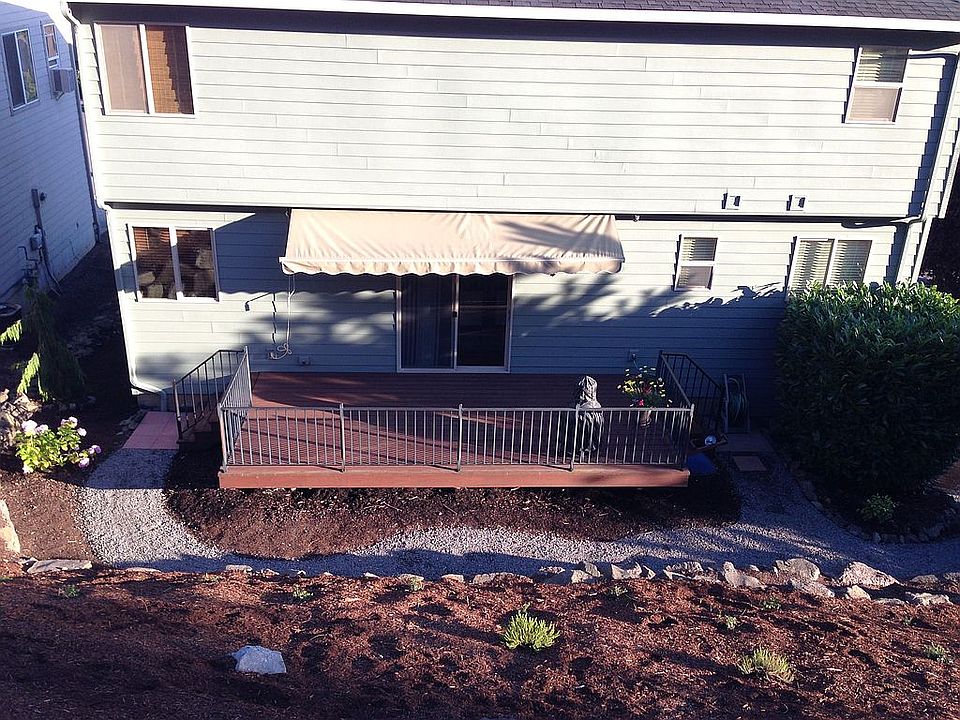 2nd image of 923 W Y St