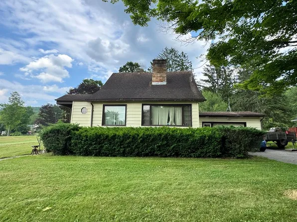 48 Upper Farnham St, Addison, NY 14801
