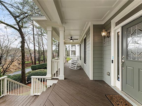 3rd image of 2588 Defoors Ferry Rd NW