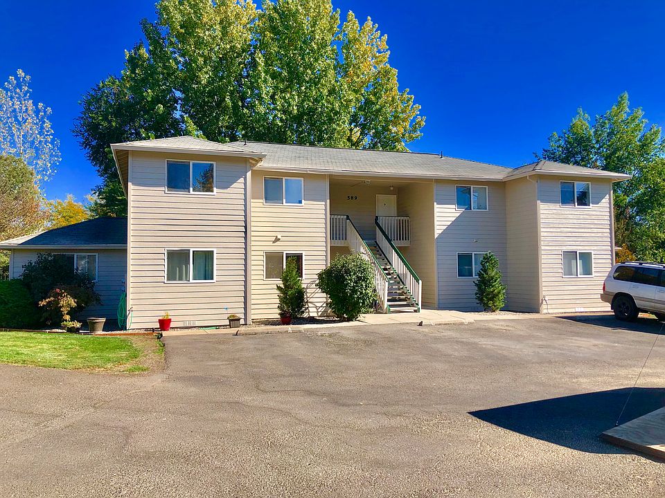 2nd image of 589 Van Wey Cir