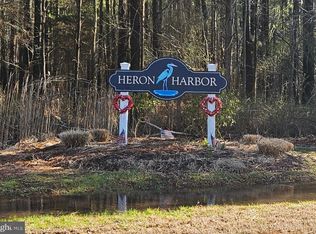 5218 Heron Rd, Cambridge, MD 21613