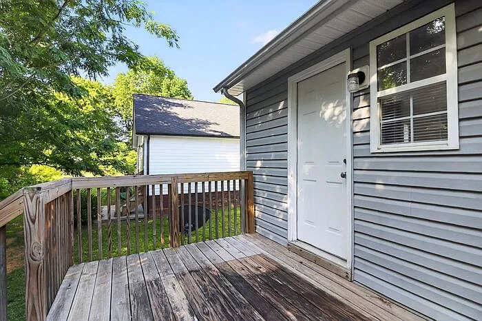 93 Sunderland Rd SW — Photo 29