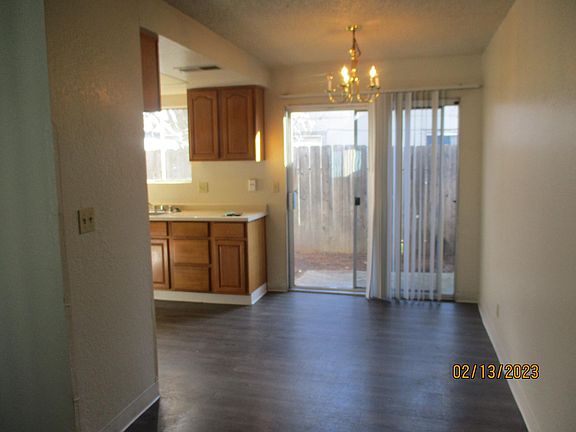3rd image of 3026 Wentworth Dr