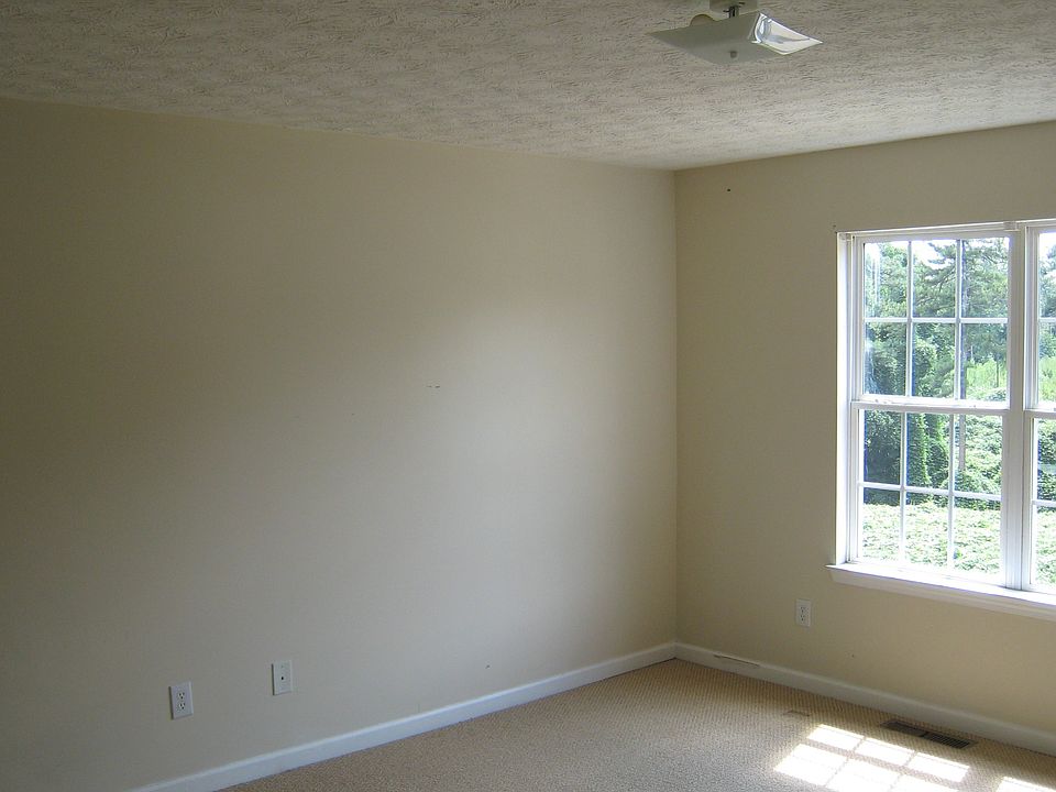 2nd image of 7263 Crestside Dr