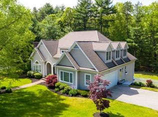 10 Old Farm Rd, Wilbraham, MA 01095