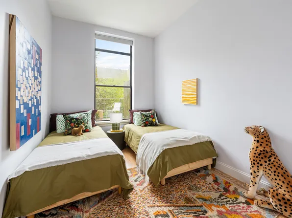 233 President Street image 5 of 8