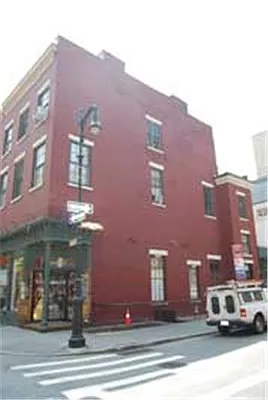 Rented by Buchbinder & Warren | media 7