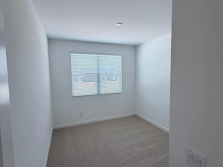 6988 W Buckhorn Trl — Photo 4