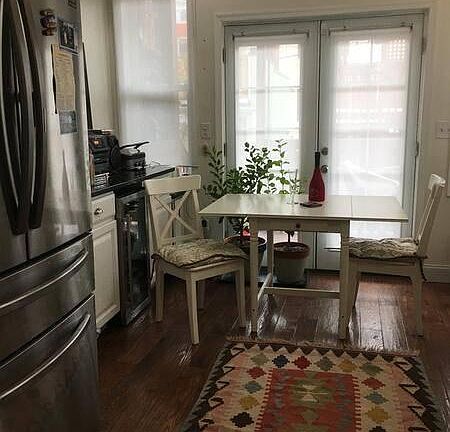 Kitchen/Breakfast Nook
