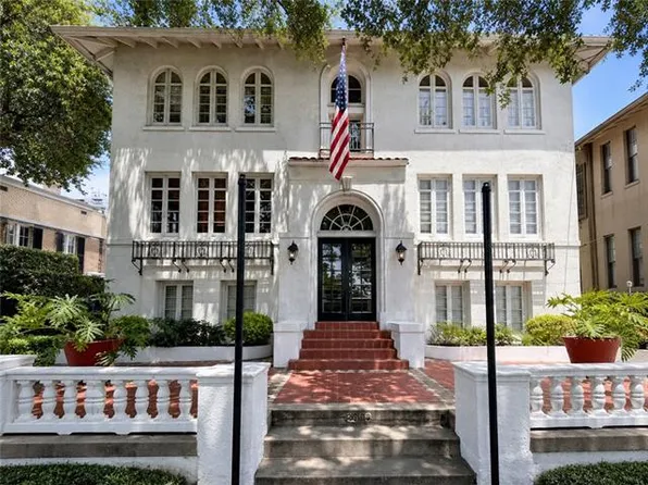 1507 Napoleon Ave #203, New Orleans, LA 70115