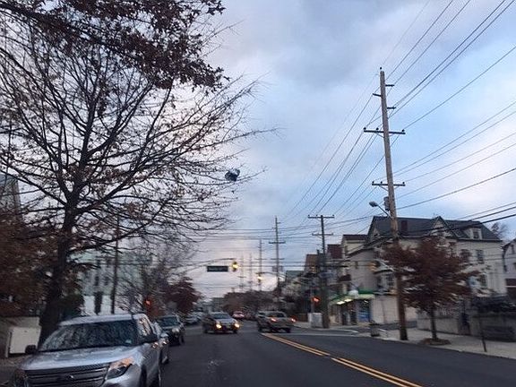 Exterior Neighborhood (street photo)