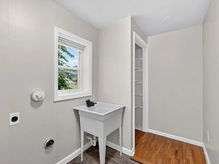 6737 Fyler Ave — Photo 21