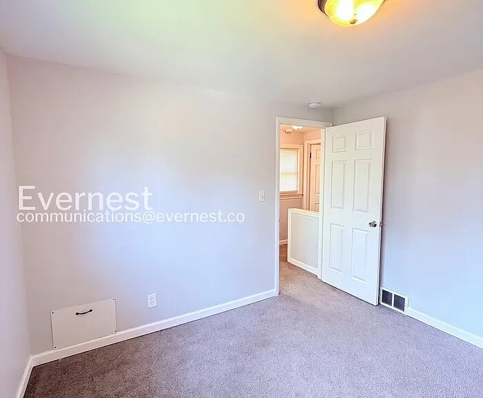15378 Meyers Rd — Photo 13