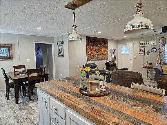 5th image of 8390 Lebeau Rd