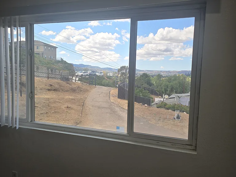 1221 Topper Ln — Photo 8