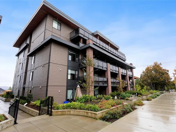 147 Haliburton St #103, Nanaimo, BC V9R 4V9