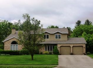 325 Ashland Ave, Mount Zion, IL 62549