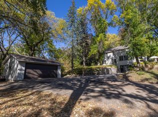 1521 Wilshire Dr NE, Rochester, MN 55906