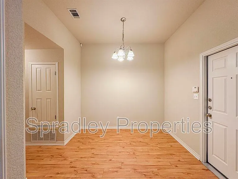 212A Andy Ln — Photo 5