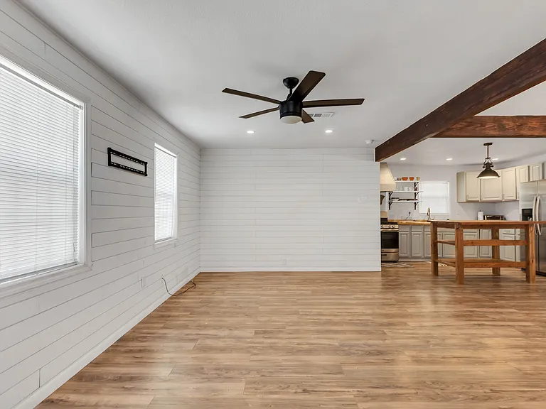 2406 Park Blvd — Photo 4