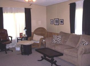 8 Harris St, Pavo, GA 31778
