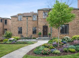 9305 S Hoyne Ave, Chicago, IL 60643