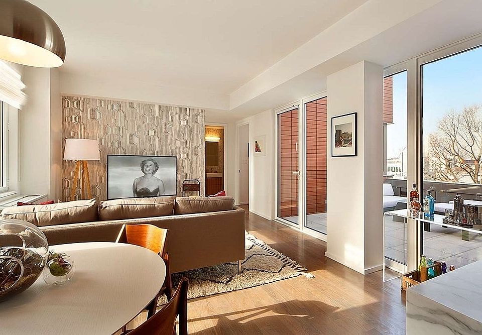 1st image of 202 8th St APT 6B