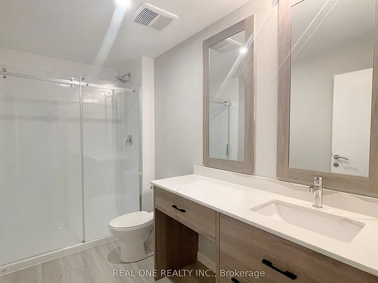 20 George St #2409 — Photo 14