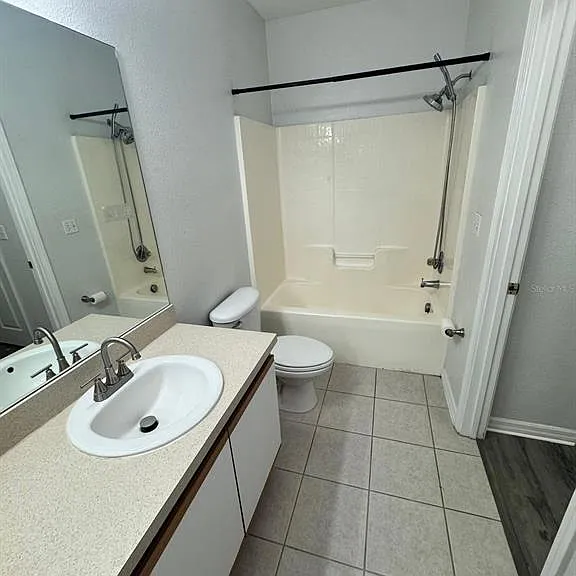 6411 Cypressdale Dr #202 — Photo 12