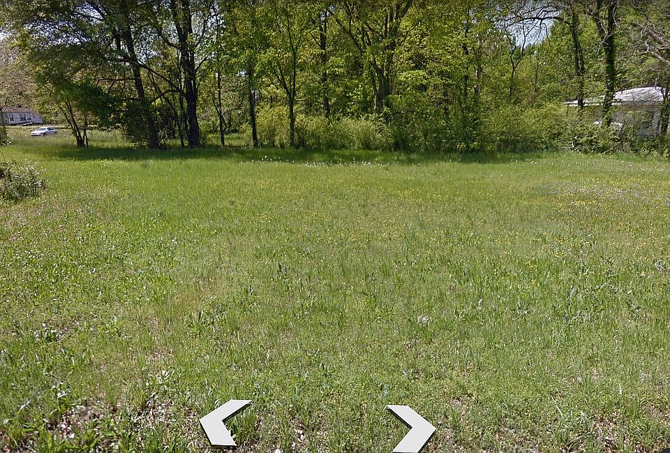 2nd image of S Missouri St