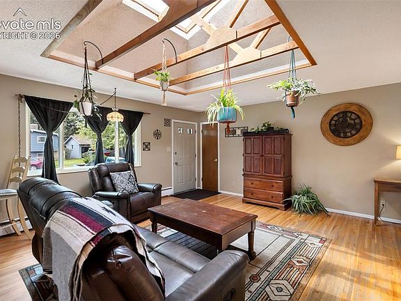 5th image of 2709 N Prospect St