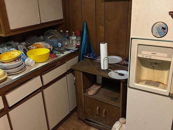 3rd image of 1314 B St