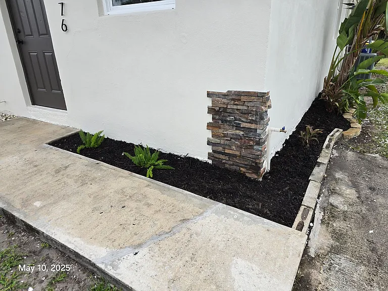 2976 SE Bonita St — Photo 3