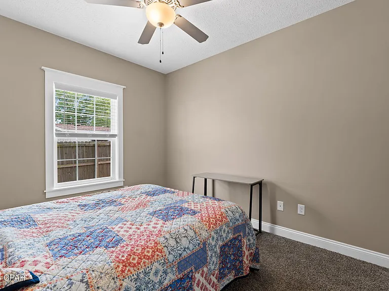 5206 Robins Ct — Photo 30