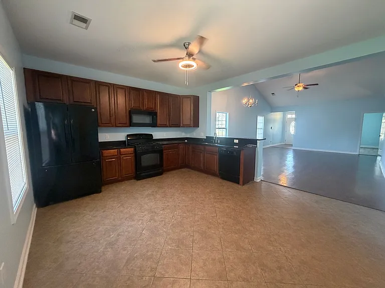 3665 Galloway Ln — Photo 9