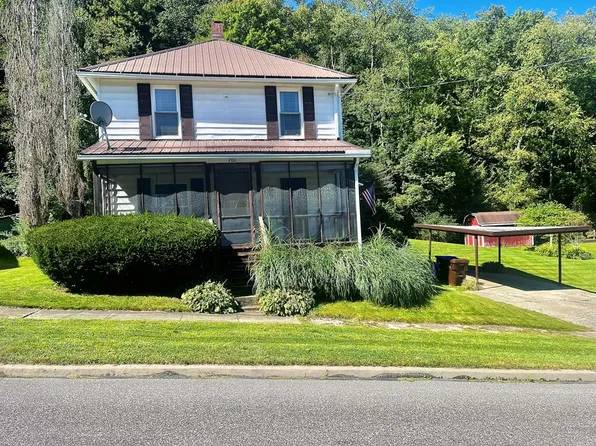 701 S Perry St, Titusville, PA 16354
