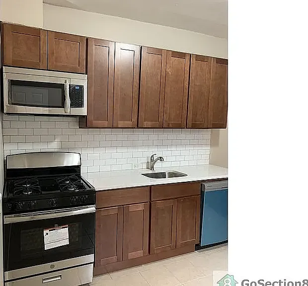 5141 Marion St — Photo 20